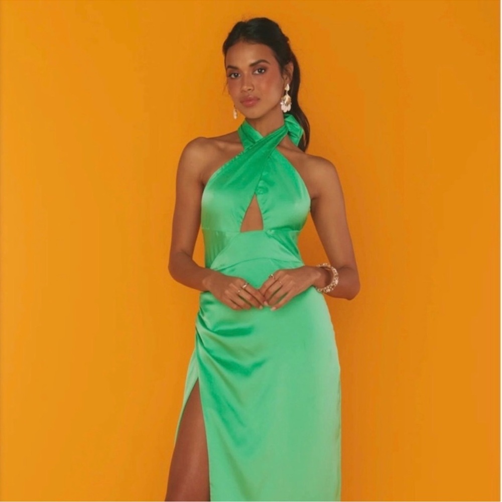 show me your mumu adele halter dress - Picture 5 of 10